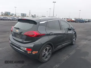 2020 Chevrolet Bolt EV Premier с VIN 1G1FZ6S09L4128047, выставлен на аукционе IAAI как лот 42416098 с пробегом 49 873 миль миль и . История ставок и продаж доступна на DreamBid. Изображение 4.