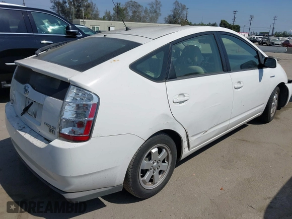 2008 Toyota Prius with VIN JTDKB20U683303277, listed as a IAAI auction lot 42108561 with 199,890 mi miles. Bid and sale history available at carsss.com. Image 4.