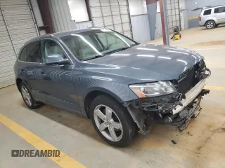 2011 Audi Q5 Premium Plus with VIN WA1LFAFP6BA043075, listed as a Copart auction lot 51084425 with 228,195 mi miles and Salvage Title. Bid and sale history available at DreamBid. Image 4.