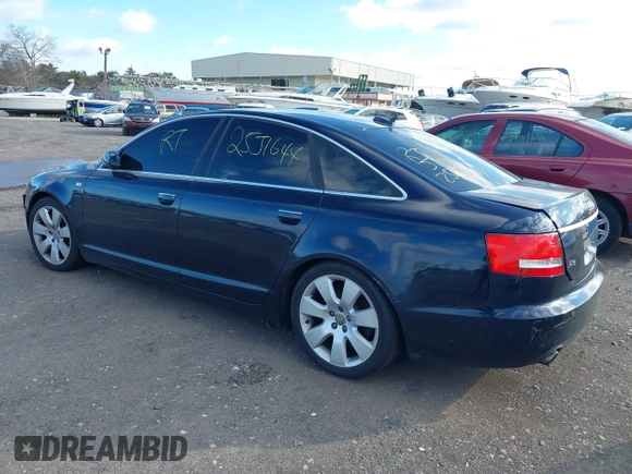 2005 Audi A6 with VIN WAUDG74F25N066402, listed as a IAAI auction lot 41597505 with 999,999 mi miles. Bid and sale history available at carsss.com. Image 3.