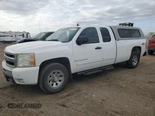 2009 Chevrolet Silverado 1500 LT with VIN 1GCEK29J89E128347, listed as a Copart auction lot 50642215 with 228,563 mi miles and Salvage Title. Bid and sale history available at carsss.com. Image 1.