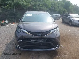2021 Toyota Sienna XLE with VIN 5TDYSKFC9MS014413, listed as a IAAI auction lot 42449852 with 111,712 mi miles and . Bid and sale history available at DreamBid. Image 12.