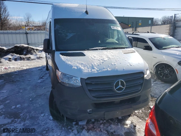2021 Mercedes-Benz Sprinter Cargo Van with VIN W1W40CHY3MT052731, listed as a Copart auction lot 44774645 with NaN miles and Salvage Title. Bid and sale history available at carsss.com. Image 5.