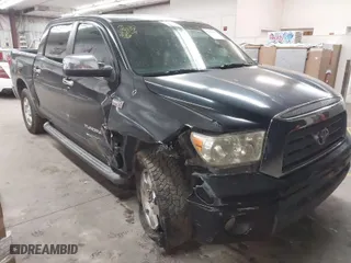 2007 Toyota Tundra LTD with VIN 5TBDV58147S490830, listed as a IAAI auction lot 41823276 with 294,520 mi miles. Bid and sale history available at carsss.com. Image 1.