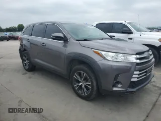2019 Toyota Highlander LE with VIN 5TDZARFH5KS042654, listed as a Copart auction lot 56297684 with 138,841 mi miles and Salvage title. Bid and sale history available at DreamBid. Image 4.