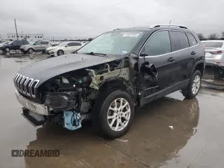 2017 Jeep Cherokee Latitude with VIN 1C4PJLCS6HW641690, listed as a Copart auction lot 44922935 with 143,024 mi miles and Salvage Title. Bid and sale history available at carsss.com. Image 1.