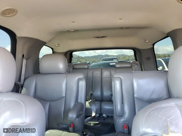 2005 Chevrolet Tahoe Z71 with VIN 1GNEC13T35R187480, listed as a Copart auction lot 49516655 with 249,321 mi miles and Salvage Title. Bid and sale history available at carsss.com. Image 10.