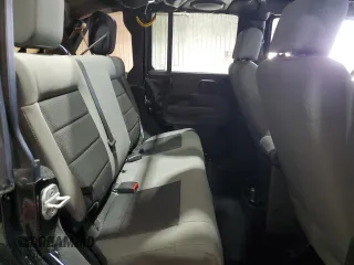 2008 Jeep Wrangler Unlimited X с VIN 1J4GA39128L632897, выставлен на аукционе Copart как лот 55282115 с пробегом 167 844 миль миль и Списание • Salvage title. История ставок и продаж доступна на DreamBid. Изображение 10.