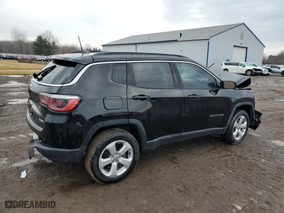 2020 Jeep Compass Latitude with VIN 3C4NJDBB7LT153927, listed as a Copart auction lot 46501195 with NaN miles and Salvage Title. Bid and sale history available at carsss.com. Image 3.