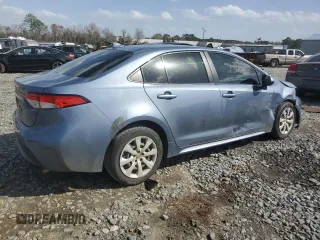 2022 Toyota Corolla LE with VIN JTDEPMAE1N3011243, listed as a Copart auction lot 47809625 with 42,584 mi miles and Salvage Title. Bid and sale history available at carsss.com. Image 3.