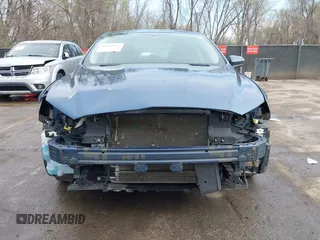 2018 Ford Fusion SE with VIN 3FA6P0LU8JR204122, listed as a IAAI auction lot 41868262 with 95,269 mi miles and . Bid and sale history available at DreamBid. Image 13.