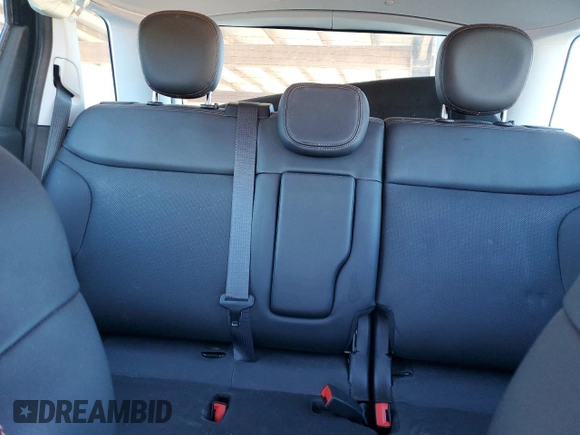 2019 FIAT 500L Trekking with VIN ZFBNFADH3KZ042352, listed as a Copart auction lot 76575174 with 25,129 mi miles and Non Repairable. Bid and sale history available at carsss.com. Image 10.