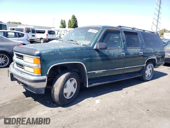 1996 Chevrolet Suburban with VIN 3GNFK16R7TG137640, listed as a Copart auction lot 68962854 with 147,244 mi miles and Clean Title. Bid and sale history available at carsss.com. Image 1.