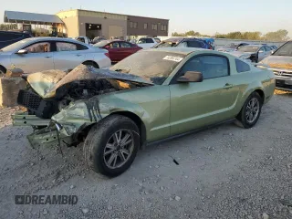2005 Ford Mustang Deluxe with VIN 1ZVFT80N055136244, listed as a Copart auction lot 74286744 with 0 mi miles and Salvage Title. Bid and sale history available at carsss.com. Image 1.