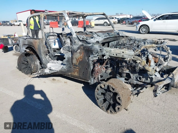 2023 Jeep Wrangler Willys z VIN 1C4HJXAG7PW549027, wystawiony jako IAAI lot #41661383 z przebiegiem Nie podano mil oraz . Historia ofert i sprzedaży dostępna na DreamBid. Obrazek 11.