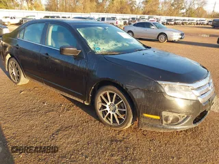 2011 Ford Fusion SE with VIN 3FAHP0HA4BR104169, listed as a IAAI auction lot 41754988 with 218,332 mi miles. Bid and sale history available at carsss.com. Image 1.