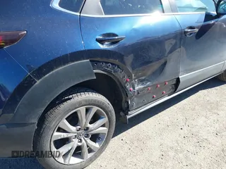2020 Mazda CX-30 Select with VIN 3MVDMBCL4LM140110, listed as a IAAI auction lot 42194090 with 33,965 mi miles and . Bid and sale history available at DreamBid. Image 6.