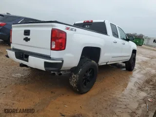 2018 Chevrolet Silverado 1500 LTZ with VIN 1GCVKSEC6JZ110031, listed as a Copart auction lot 82904204 with 91,218 mi miles and Salvage Title. Bid and sale history available at carsss.com. Image 3.