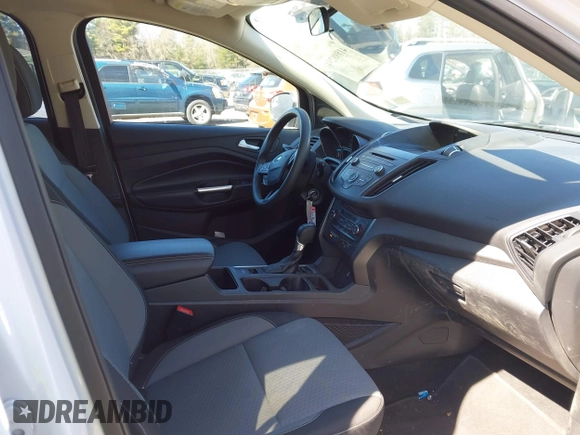 2017 Ford Escape SE with VIN 1FMCU9GD2HUE42101, listed as a IAAI auction lot 41898294 with 101,014 mi miles. Bid and sale history available at carsss.com. Image 5.