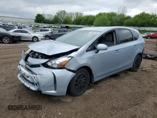 2015 Toyota Prius Two z VIN JTDZN3EU0FJ029863, wystawiony jako Copart lot #56887435 z przebiegiem Nie podano mil oraz Czysty tytuł • Clean title. Historia ofert i sprzedaży dostępna na DreamBid. Obrazek 1.