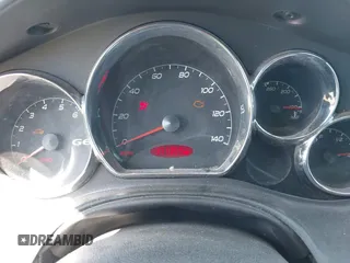 2005 Pontiac G6 z VIN 1G2ZG528154120400, wystawiony jako IAAI lot #42332980 z przebiegiem 171 359 mil mil oraz . Historia ofert i sprzedaży dostępna na DreamBid. Obrazek 7.