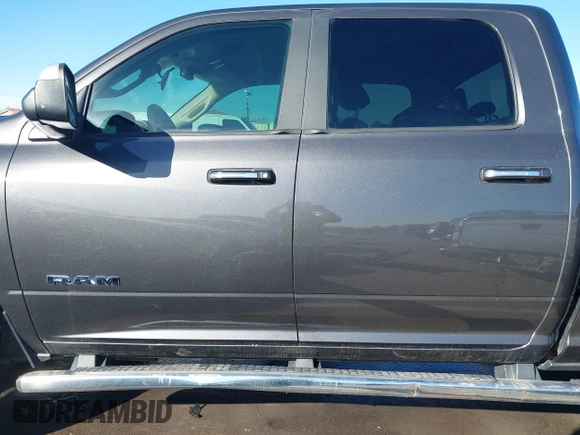 2019 Ram 2500 Big Horn with VIN 3C6UR5DL3KG519364, listed as a IAAI auction lot 41582163 with 21,881 mi miles and . Bid and sale history available at DreamBid. Image 15.