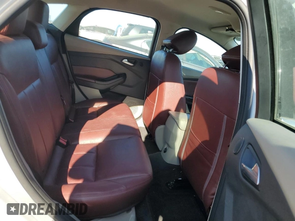 2014 Ford Focus Electric z VIN 1FADP3R47EL364156, wystawiony jako Copart lot #88815175 z przebiegiem 80 828 mil mil oraz Szkody całkowita. Historia ofert i sprzedaży dostępna na DreamBid. Obrazek 10.
