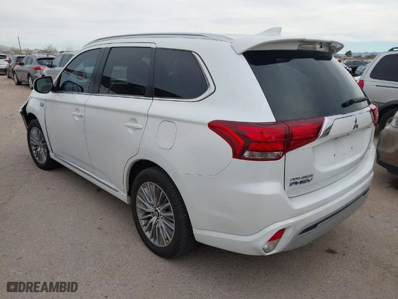 2022 Mitsubishi Outlander PHEV SEL with VIN JA4J2VA72NZ022134, listed as a IAAI auction lot 41590731 with 40,055 mi miles. Bid and sale history available at carsss.com. Image 3.