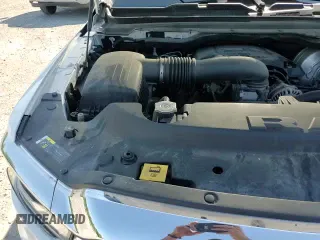 2020 Ram 1500 Laramie z VIN 1C6SRFDTXLN307258, wystawiony jako Copart lot #61054445 z przebiegiem 96 771 mil mil oraz Szkoda całkowita • Salvage title. Historia ofert i sprzedaży dostępna na DreamBid. Obrazek 13.