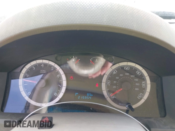 2008 Ford Escape XLT with VIN 1FMCU93188KD05798, listed as a IAAI auction lot 42497044 with 215,954 mi miles and . Bid and sale history available at DreamBid. Image 7.