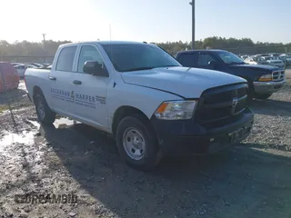 2021 Ram 1500 Tradesman z VIN 3C6RR7KG6MG665266, wystawiony jako IAAI lot #41722275 z przebiegiem 33 591 mil mil oraz . Historia ofert i sprzedaży dostępna na DreamBid. Obrazek 1.