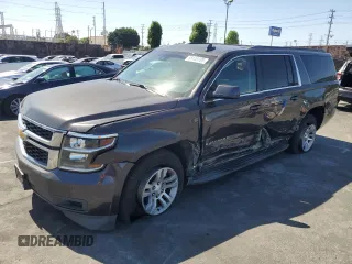 2017 Chevrolet Suburban LT z VIN 1GNSCHKC2HR243460, wystawiony jako Copart lot #58133185 z przebiegiem 108 632 mil mil oraz Szkoda całkowita • Salvage title. Historia ofert i sprzedaży dostępna na DreamBid. Obrazek 1.