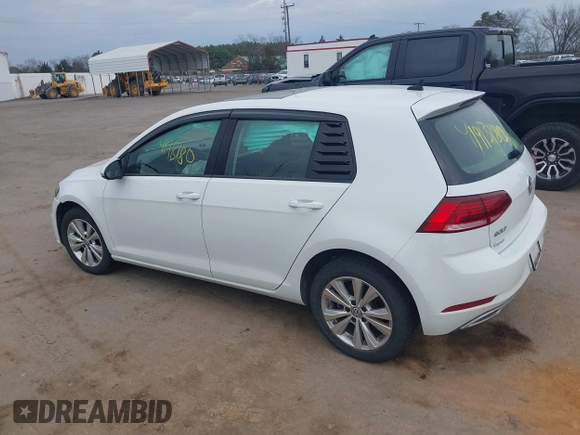 2020 Volkswagen Golf TSI z VIN 3VWG57AU0LM004011, wystawiony jako IAAI lot #41913180 z przebiegiem 111 157 mil mil oraz . Historia ofert i sprzedaży dostępna na DreamBid. Obrazek 3.
