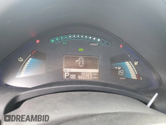 2015 Nissan LEAF SV with VIN 1N4AZ0CP5FC325081, listed as a Copart auction lot 62681513 with 90,329 mi miles. Bid and sale history available at carsss.com. Image 9.