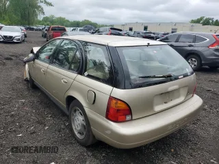1997 Saturn SW z VIN 1G8ZK827XVZ120119, wystawiony jako Copart lot #57083245 z przebiegiem 199 971 mil mil oraz Szkody całkowita. Historia ofert i sprzedaży dostępna na DreamBid. Obrazek 2.