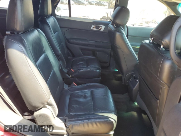 2014 Ford Explorer XLT z VIN 1FM5K8D80EGA03330, wystawiony jako Copart lot #54941325 z przebiegiem 341 672 mil mil oraz Szkoda całkowita • Salvage title. Historia ofert i sprzedaży dostępna na DreamBid. Obrazek 11.