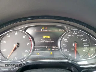 2017 Audi A8 с VIN WAU44AFD6HN005883, выставлен на аукционе Copart как лот 60808845 с пробегом 96 781 миль миль и Списание • Salvage title. История ставок и продаж доступна на DreamBid. Изображение 9.