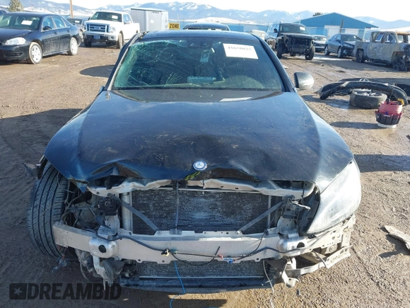 2017 Mercedes-Benz C 43 AMG with VIN 55SWF6EB8HU192298, listed as a IAAI auction lot 41658025 with Not provided miles and . Bid and sale history available at DreamBid. Image 13.