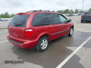2006 Dodge Caravan SXT with VIN 1D4GP45R36B533131, listed as a IAAI auction lot 42097147 with 52,193 mi miles and . Bid and sale history available at DreamBid. Image 4.