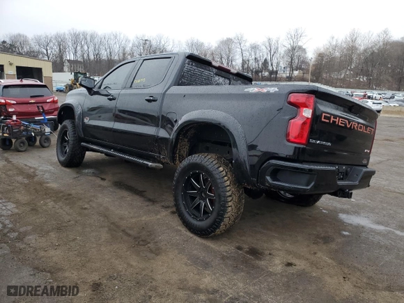 2019 Chevrolet Silverado 1500 RST with VIN 1GCUYEED3KZ227751, listed as a Copart auction lot 43186245 with 101,974 mi miles and Salvage Title. Bid and sale history available at carsss.com. Image 2.