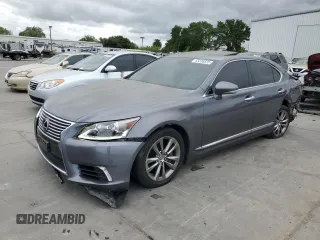 2013 Lexus LS 460 z VIN JTHCL5EF5D5017625, wystawiony jako Copart lot #53336625 z przebiegiem 117 383 mil mil oraz Szkoda całkowita • Salvage title. Historia ofert i sprzedaży dostępna na DreamBid. Obrazek 1.