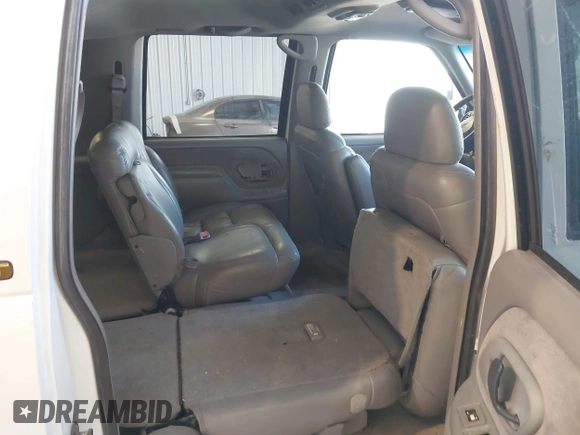 1999 Chevrolet Suburban with VIN 3GNFK16RXXG251900, listed as a IAAI auction lot 42207733 with 224,819 mi miles and . Bid and sale history available at DreamBid. Image 8.