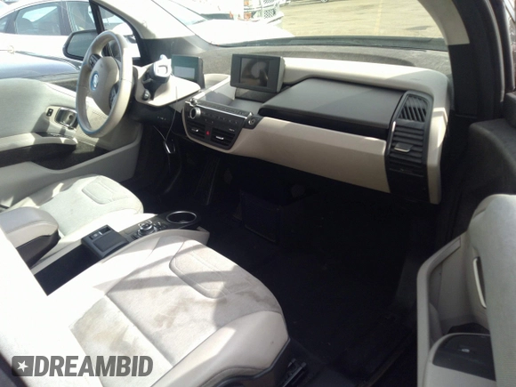 2014 BMW i3 z VIN WBY1Z4C53EV272852, wystawiony jako IAAI lot #40131624 z przebiegiem 38 490 mil mil oraz . Historia ofert i sprzedaży dostępna na DreamBid. Obrazek 5.