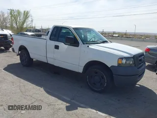 2007 Ford F-150 XL with VIN 1FTRF12W87KC00295, listed as a IAAI auction lot 41894720 with 245,671 mi miles. Bid and sale history available at carsss.com. Image 1.
