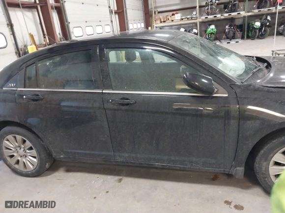 2014 Chrysler 200 LX with VIN 1C3CCBAB8EN205774, listed as a IAAI auction lot 40958847 with 156,077 mi miles. Bid and sale history available at carsss.com. Image 13.