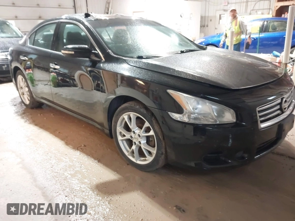 2014 Nissan Maxima SV with VIN 1N4AA5AP3EC476880, listed as a IAAI auction lot 42270932 with 136,357 mi miles and . Bid and sale history available at DreamBid. Image 1.