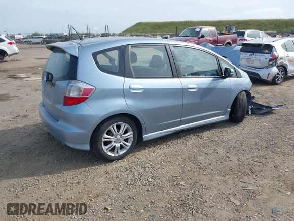 2011 Honda Fit Sport with VIN JHMGE8H55BC007749, listed as a IAAI auction lot 42052064 with 76,081 mi miles and . Bid and sale history available at DreamBid. Image 4.