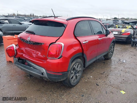 2016 FIAT 500X Trekking with VIN ZFBCFYCT0GP351740, listed as a IAAI auction lot 41562394 with 172408 miles. Bid and sale history available at carsss.com. Image 4.