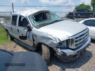 2004 Ford F-250 XL z VIN 1FTNW21P54ED86788, wystawiony jako IAAI lot #42378691 z przebiegiem Nie podano mil oraz . Historia ofert i sprzedaży dostępna na DreamBid. Obrazek 1.