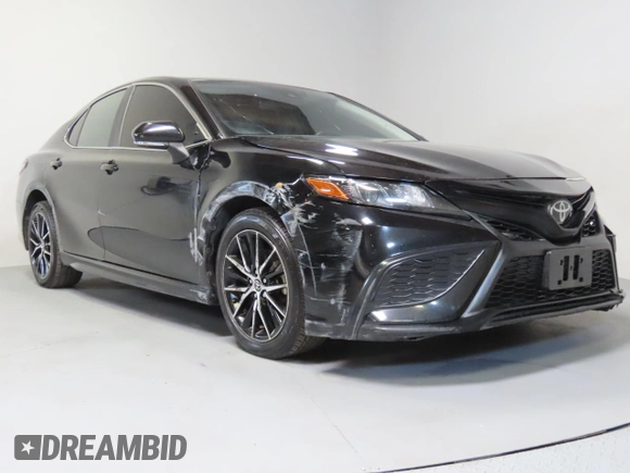 2023 Toyota Camry SE with VIN 4T1G11AK4PU124658, listed as a Copart auction lot 52606245 with 71,181 mi miles and Clean Title. Bid and sale history available at carsss.com. Image 1.